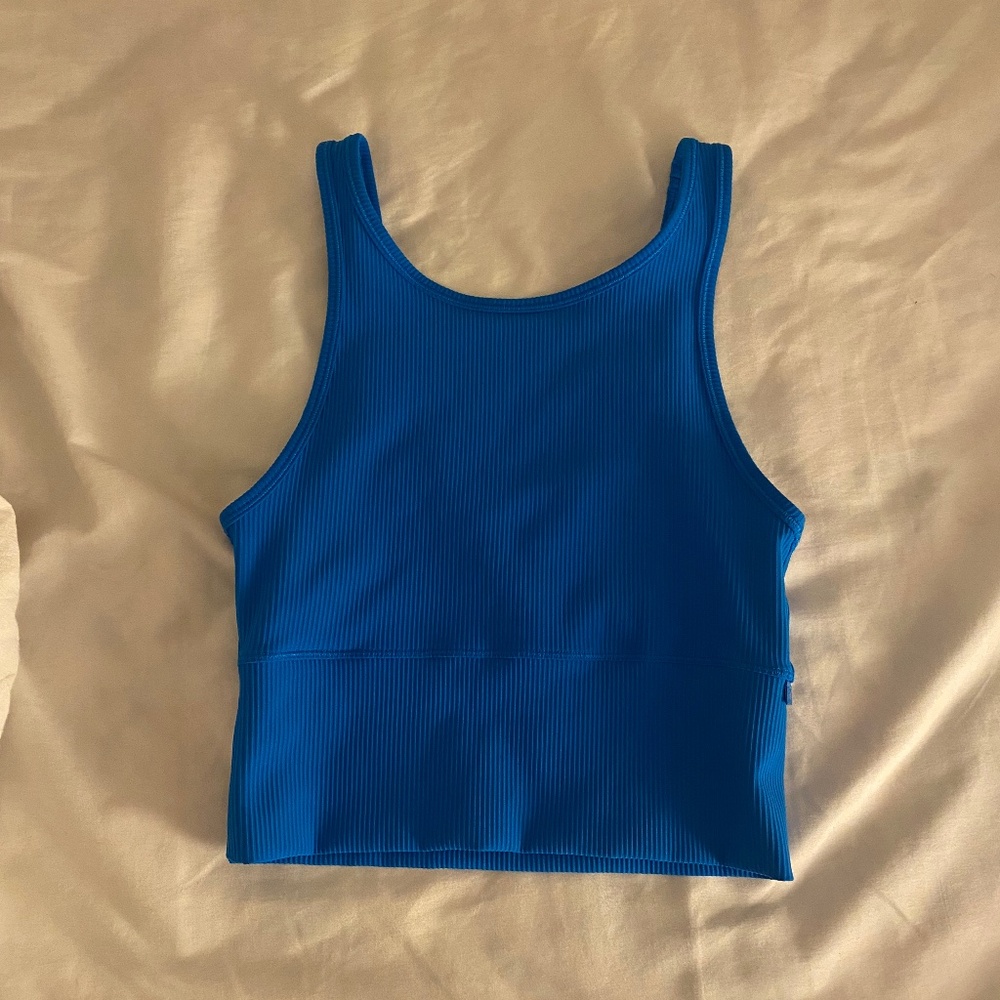 Lululemon Power Pivot Tank size 4 blue